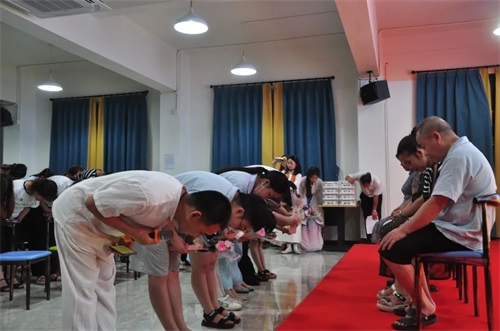 2021年员工生日感恩会